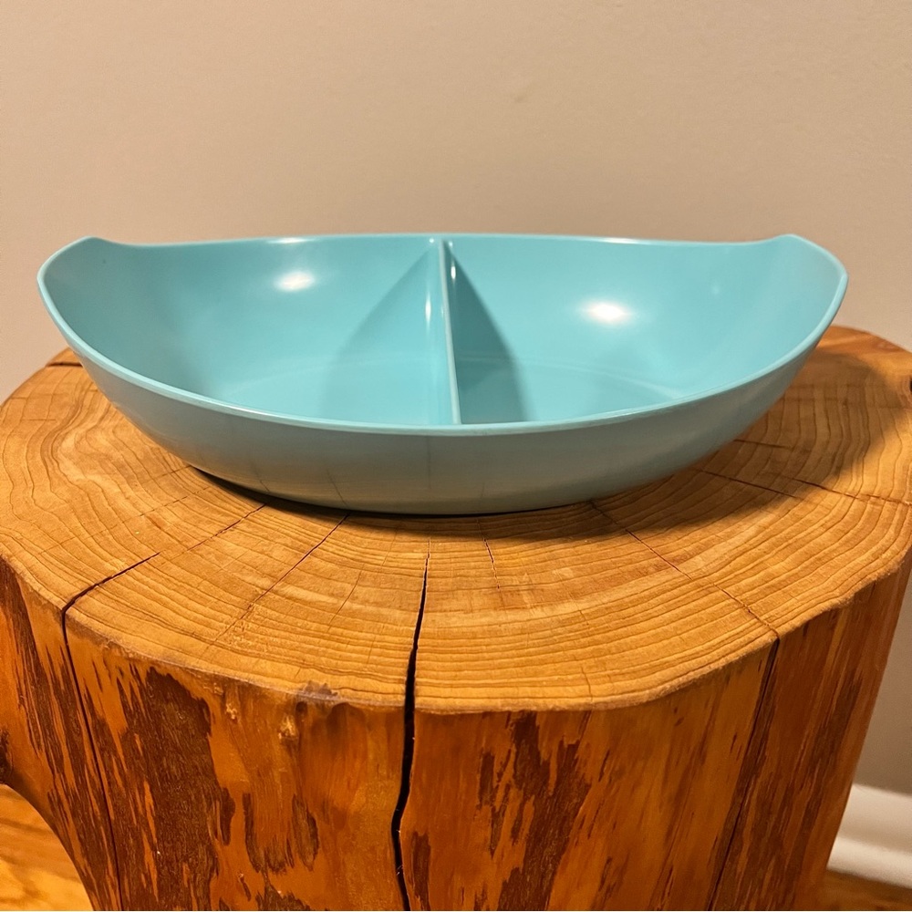 Vintage MCM Oneide Delixe (OD) Melanine Divided serving dish Robins Egg Blue